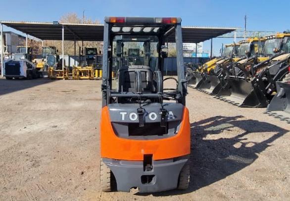 Вилочный погрузчик TOYOTA 02-8FG1