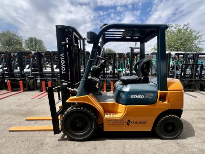 ВИЛОЧНЫЙ ПОГРУЗЧИК TOYOTA 7FGL20