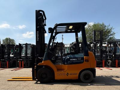 ВИЛОЧНЫЙ ПОГРУЗЧИК   TOYOTA 7FG15 