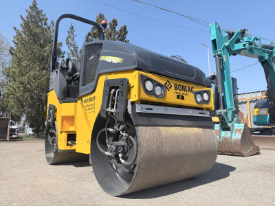 Каток  BOMAG BW 100 AD-5