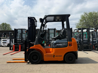 ВИЛОЧНЫЙ ПОГРУЗЧИК TOYOTA 7FG15