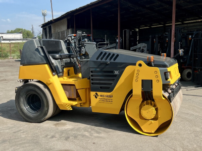 Каток SAKAI TW502