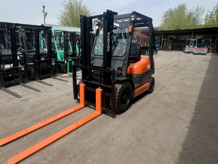 ВИЛОЧНЫЙ ПОГРУЗЧИК TOYOTA 40-6FG20 