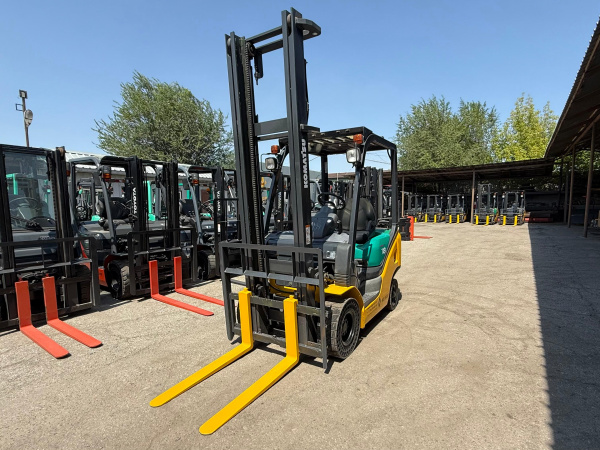 ВИЛОЧНЫЙ ПОГРУЗЧИК  KOMATSU FG18C