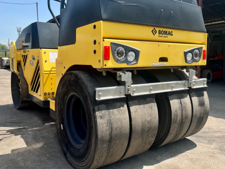 Каток  BOMAG BW131ACW-5