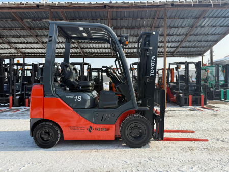 ВИЛОЧНЫЙ ПОГРУЗЧИК TOYOTA 02-8FG18