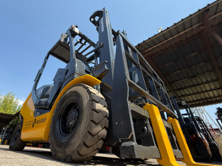 ВИЛОЧНЫЙ ПОГРУЗЧИК KOMATSU FG15T-21