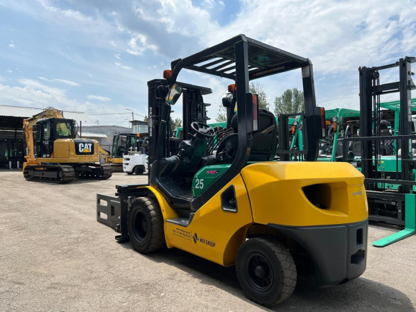 Вилочный погрузчик KOMATSU FG25T-16