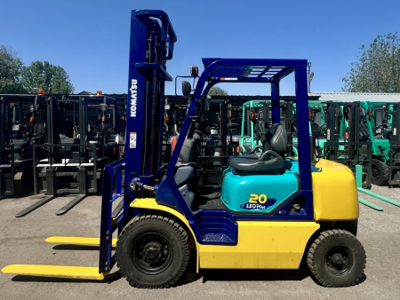 ВИЛОЧНЫЙ ПОГРУЗЧИК KOMATSU FG20C