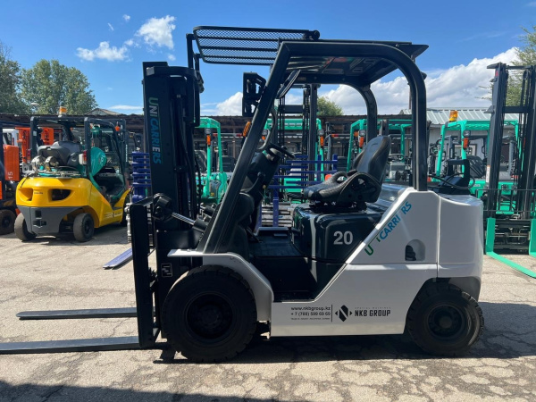 Вилочный погрузчик UNICARRIERS FHGE20T5