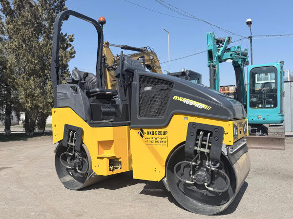 Каток  BOMAG BW 100 AD-5
