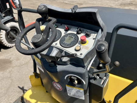Каток  BOMAG BW131ACW-5