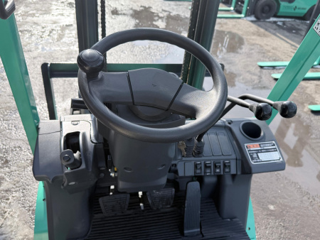 ВИЛОЧНЫЙ ПОГРУЗЧИК MITSUBISHI FGE15T