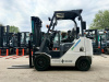 ВИЛОЧНЫЙ ПОГРУЗЧИК UNICARRIERS FGE15T15