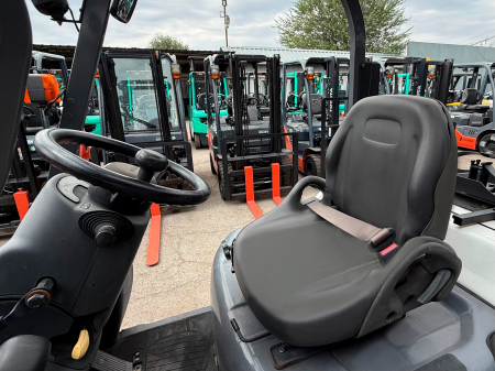 ВИЛОЧНЫЙ ПОГРУЗЧИК UNICARRIERS FGE15T15