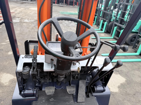 ВИЛОЧНЫЙ ПОГРУЗЧИК TOYOTA 5FD15