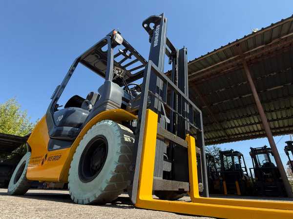 ВИЛОЧНЫЙ ПОГРУЗЧИК  KOMATSU FG10T 