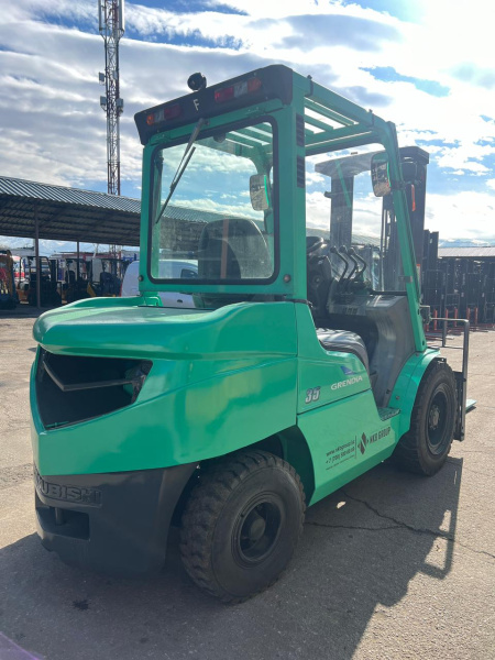 Вилочный погрузчик MITSUBISHI FGE35AT