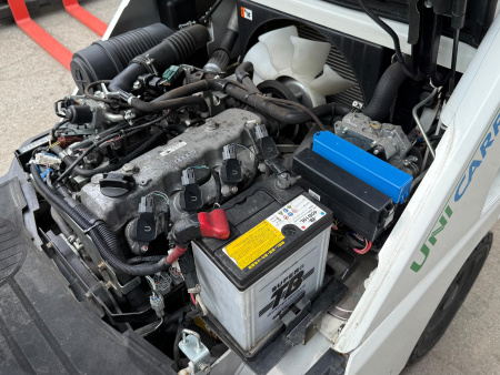 ВИЛОЧНЫЙ ПОГРУЗЧИК UNICARRIERS FGE15T15