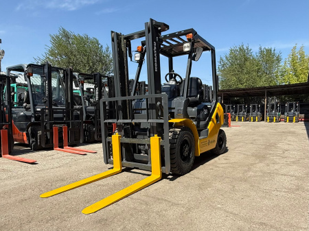 ВИЛОЧНЫЙ ПОГРУЗЧИК KOMATSU FG20C