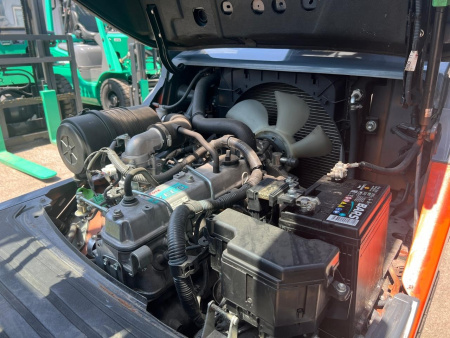 Вилочный погрузчик TOYOTA 02-8FG10