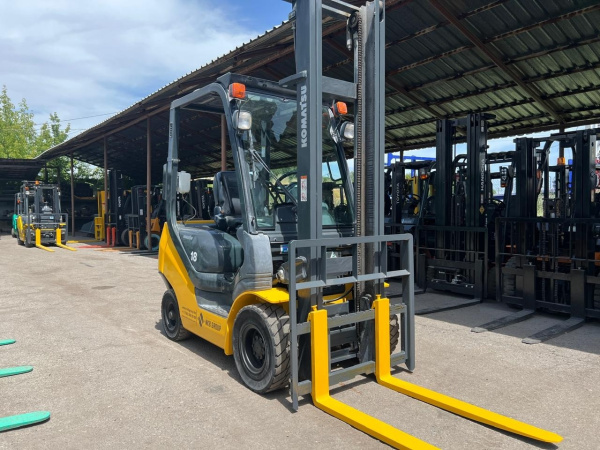 Вилочный погрузчик KOMATSU FG15T