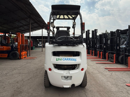 ВИЛОЧНЫЙ ПОГРУЗЧИК UNICARRIERS FGE15T15