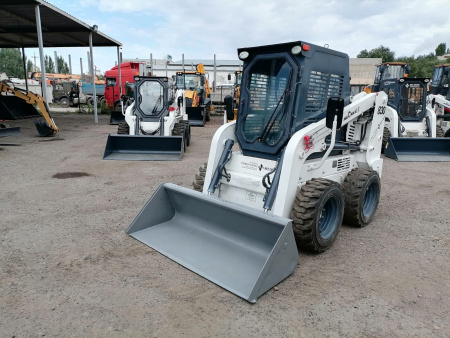 Мини-фронтальный погрузчик Wecan WT 830 БУ