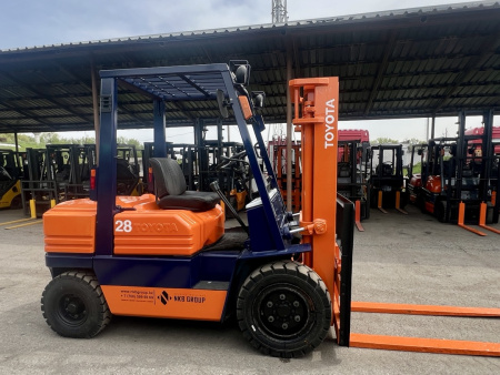 ВИЛОЧНЫЙ ПОГРУЗЧИК TOYOTA  5FG28