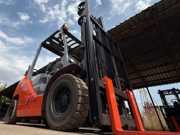 ВИЛОЧНЫЙ ПОГРУЗЧИК TOYOTA 8FG25