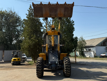 Фронтальный погрузчик LiuGong CLG 835H