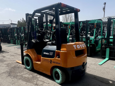 ВИЛОЧНЫЙ ПОГРУЗЧИК TOYOTA 7FGL15 