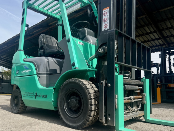 Вилочный погрузчик MITSUBISHI FGE15T5