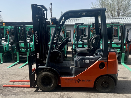 ВИЛОЧНЫЙ ПОГРУЗЧИК TOYOTA 02-8FGL18