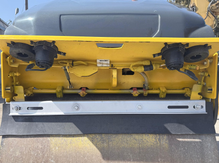 Каток  BOMAG BW 100 AD-5