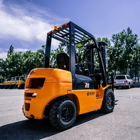 Дизельный вилочный погрузчик Hangcha CPCD20-AG2 (2000 кг)