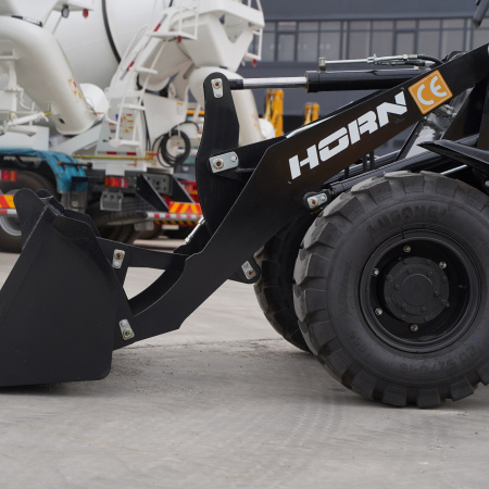 Фронтальный погрузчик HORN T916