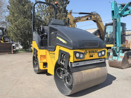 Каток  BOMAG BW 100 AD-5