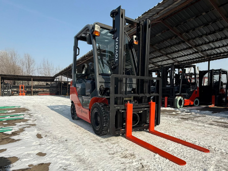 ВИЛОЧНЫЙ ПОГРУЗЧИК TOYOTA 02-8FG18