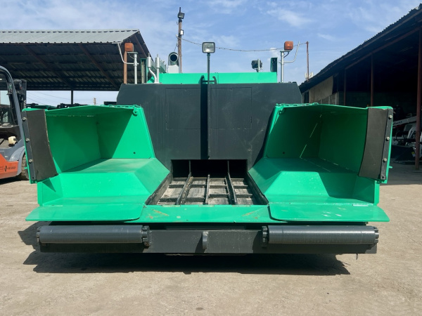 Асфальтоукладчик HANTA F45WJ3