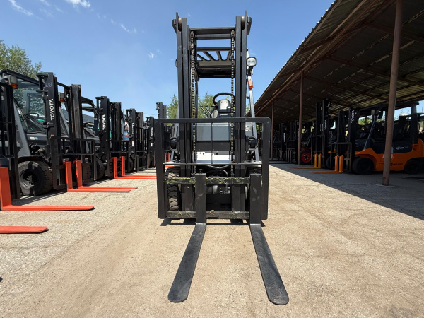 ВИЛОЧНЫЙ ПОГРУЗЧИК UNICARRIERS FGE10T5