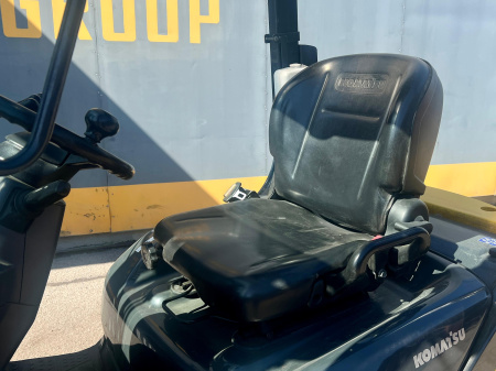 ВИЛОЧНЫЙ ПОГРУЗЧИК KOMATSU FG15T 