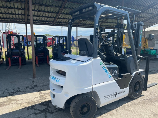 Вилочный погрузчик UNICARRIERS FHGE20T5