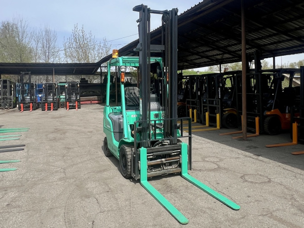 Вилочный погрузчик MITSUBISHI FGE15T5