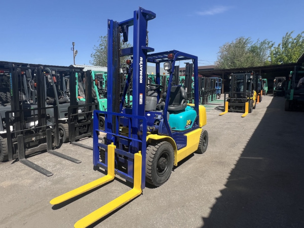 ВИЛОЧНЫЙ ПОГРУЗЧИК KOMATSU FG20C