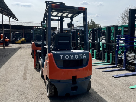 ВИЛОЧНЫЙ ПОГРУЗЧИК TOYOTA 02-8FG15