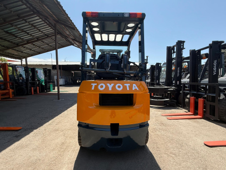  ВИЛОЧНЫЙ ПОГРУЗЧИК TOYOTA 7FG15