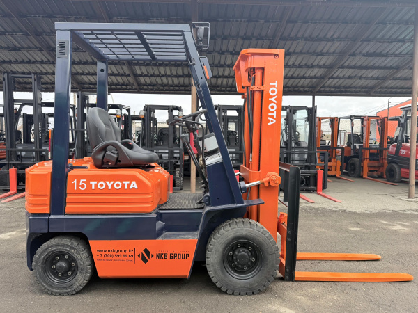 ВИЛОЧНЫЙ ПОГРУЗЧИК TOYOTA 5FD15