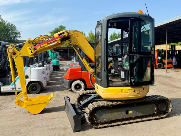 Мини-Экскаватор KOMATSU PC30UU-5