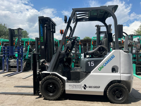 Вилочный погрузчик UNICARRIERS FGE15T15